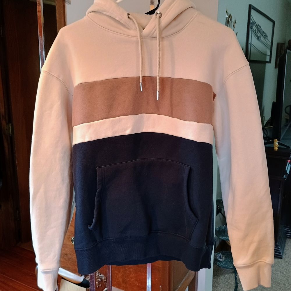 Men's Tri-Tone Hoodie - Cream, Brown, and Black Bin 24